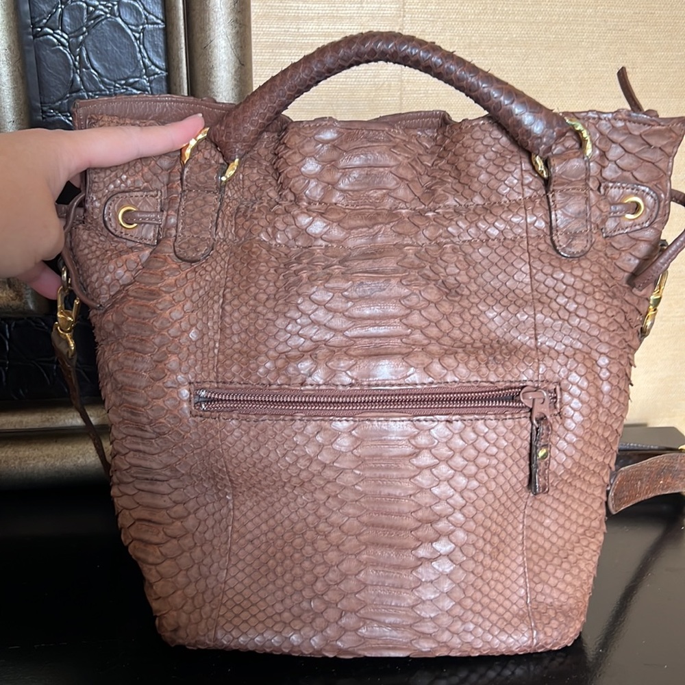 Genuine Python Skin Bucket Bag With A Crossbody S… - image 3
